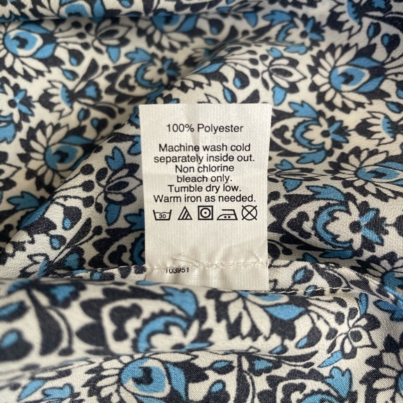 J Crew Short Sleeve White Blouse with Bright Blue and Black Pattern, Size “00” - Picture 10 of 10